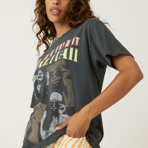 AALIYAH EXTRA SMOOTH WEEKEND TEE